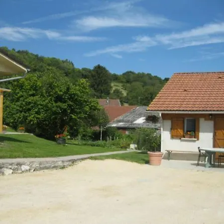 Cosy Avec Terrasse, Garage Et Barbecue Pres De Verdun - Fr-1-585-20 別荘